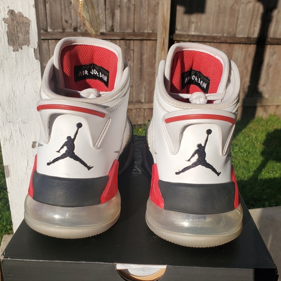 Jordan Mars 270 "Fire Red" 7Y - Picture 8 of 12